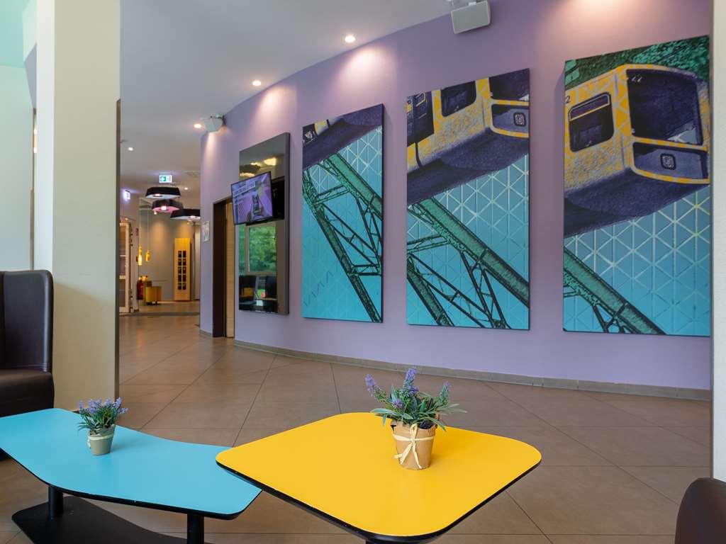 B&B Hotel Wuppertal City-Sud 내부 사진